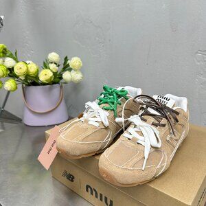 💕New Balance x Miu Miu 530 SL Sneakers in Light Brown